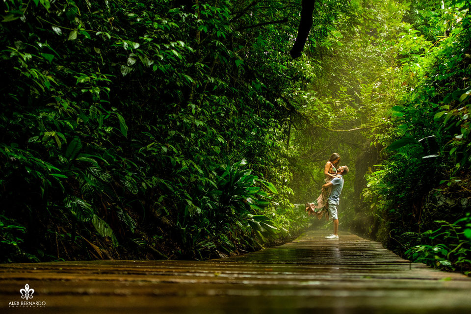 Ensaio de Casal - Mariana & Jonathan - Curitiba - PR
